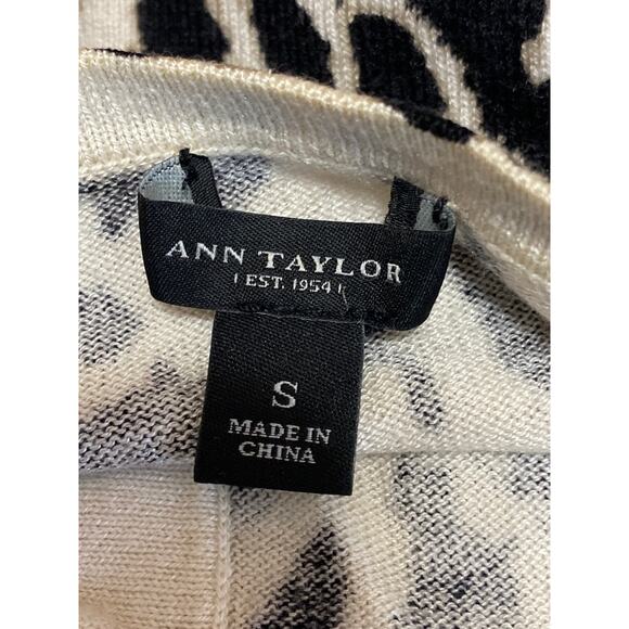 Ann Taylor Silk Cashmere Animal Leopard Print Long Sleeve Button Up Shirt Top S - Picture 3 of 4